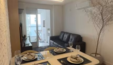 Apartamento Mobiliado e Decorado - 02 dormitórios