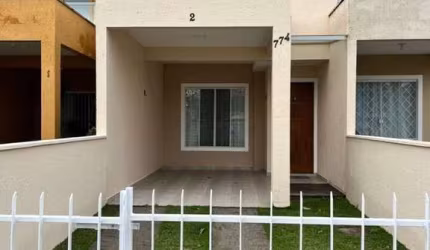 Sobrado Semimobiliado com ótima localização.