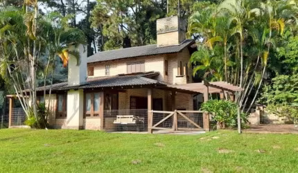 Terreno amplo com viabilidade de construção predial.