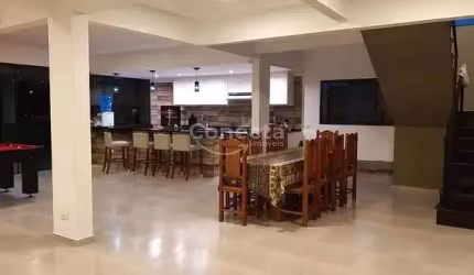 Sítio para Venda em Sorocaba, Caguassu, 3 dormitórios, 1 suíte, 3 banheiros, 8 vagas