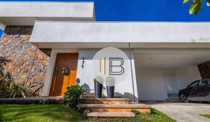 Bela Casa Térrea com 4 dormitórios à venda, 328 m² - Curitiba/PR
