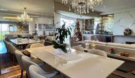 Apartamento Finamente Decorado com 3 Suítes no Ecoville!!!