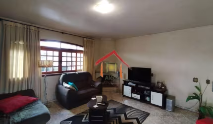 Casa com 3 dormitórios à venda, 332 m² por R$ 750.000 - Jardim das Tulipas - Jundiaí/SP