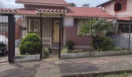 Casa à venda no bairro Desvio Rizzo em Caxias do Sul/RS