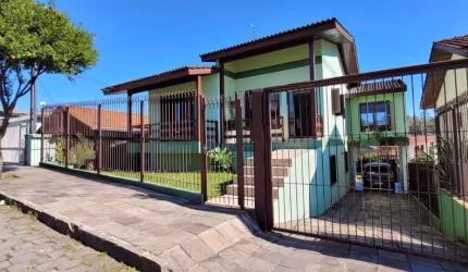 Casa à venda no bairro Desvio Rizzo - Caxias do Sul/RS