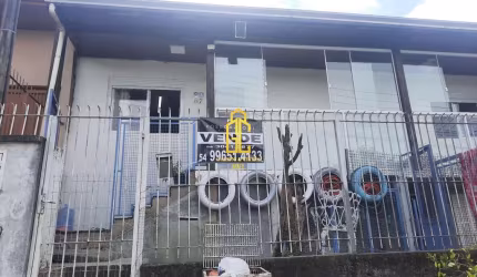 Casa à venda no bairro Cidade Nova - Caxias do Sul/RS