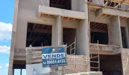 Sobrado à venda no bairro Nossa Senhora das Graças - Caxias do Sul/RS