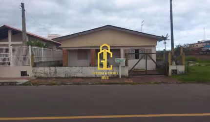 Casa à venda no bairro Centro - Balneário Gaivota/SC