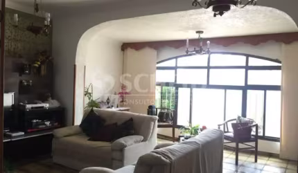 Ótima casa em local tranquilo - Reformada