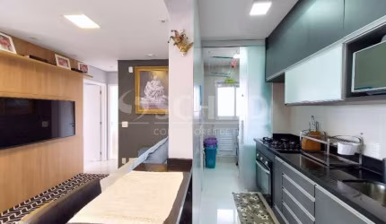 Apartamento 67m² com 2 dormitórios sendo 1 suíte e 2 vagas à venda na Vila Mascote