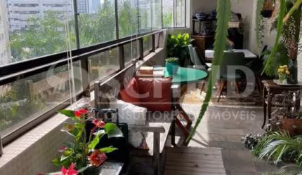 Apartamento à venda na Granja Julieta com 190m²