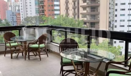 Apartamento em Moema Alto Padrão para Venda e Locação