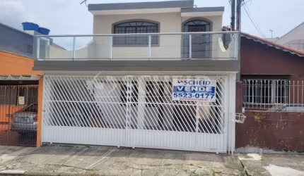 Sobrado de 182m2 4 quartos, 2 Suites no Jardim Sabará
