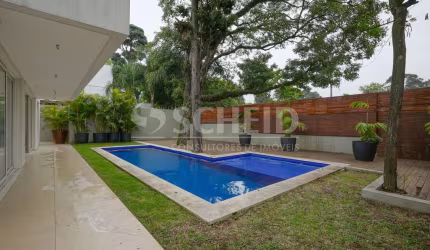 Casa de Condomínio no Campo Belo com 4 quartos sendo 4 suítes 1 master 8 vagas de garagem.