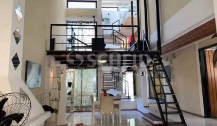 Sobrado no Brooklin com 5 Quartos 4 Vagas 500m²