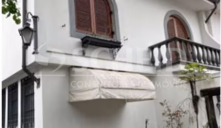 Sobrado a venda 400m² no campo belo