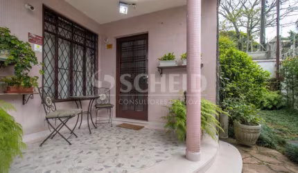 Casa Térrea à venda, com 3 quartos no ALTO DA BOA VISTA!
