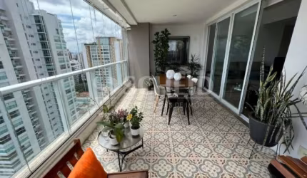 Lindo Apartamento no Campo Belo