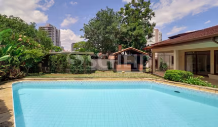 Vende casa 330M² em Jardim Prudência SP