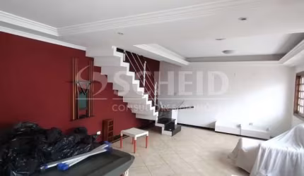 Sobrado com 03 suítes à venda - Campo Grande