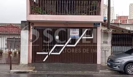 Sobrado tres dormitórios com 2 suites