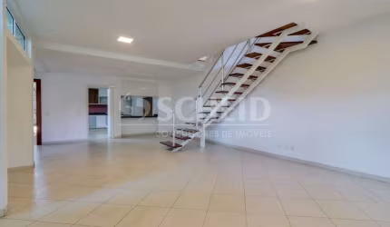 Casa a venda em Moema com 4 Suítes