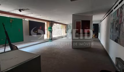 Uma excelente casa na Av.Murumbi