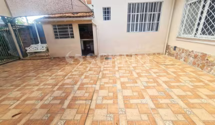 Casa térrea á venda no bairro do Brooklin- São Paulo
