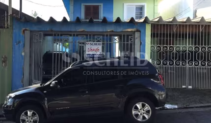 CASA A VENDA COM 4 DORMS E 2 SUITES