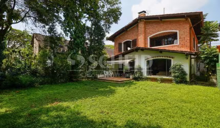 Casa a venda 4 quartos sendo 1 suite e 4 vagas- Jd Marajoara