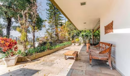 Uma linda casa no Bairo do Morumbi