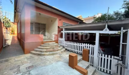 Casa 200m² em Santo Amaro, com 2 dormitórios e quintal amplo.