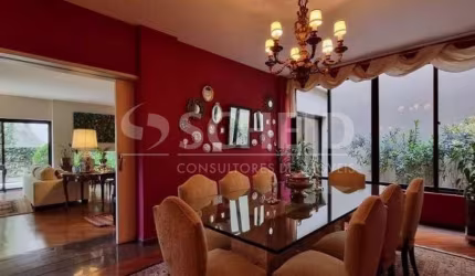 Casa a Venda no Alto da Boa Vista, 4 quartos com piscina.