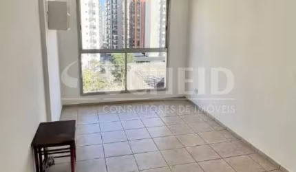 Apartamento Moema, 40 m², 1 quarto, 1 vaga, cozinha, sala 2 ambientes, terraço, área de serviço.