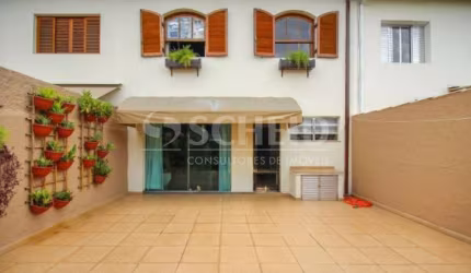 Casa a venda no Campo Belo