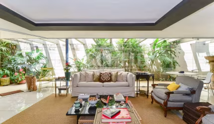 Casa de 367m² com 3 quartos e 4 vagas à venda no Brooklin - SP