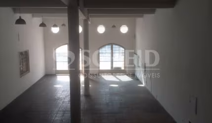 ÓTIMO PRÉDIO COMERCIAL, EM AVENIDA COM GRANDE FLUXO
