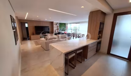 Apartamento no Campo Belo . Varanda com churrasqueira
