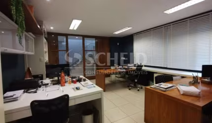 Casa comercial à venda no Brooklin com 220m² construídos