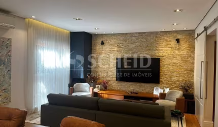 Casa de Condomínio no Brooklin. Área Gourmet com churrasqueira  e 5 Vagas de Garagem