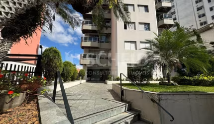 Apartamento á Venda no  Marajoara com 106m², 3 quartos sendo 1 suíte, 2 vagas de garagem.
