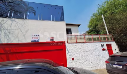 Sobrado a venda de 413,00m² útil, com 4 dormitórios em  Indianópolis.