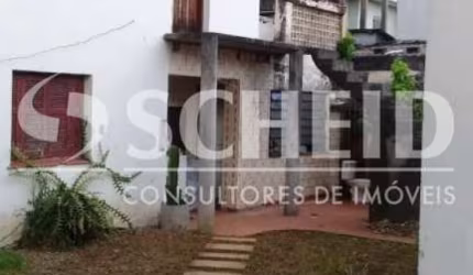 Casa Térrea em Local Privilegiado no Jd.Prudência com quintal