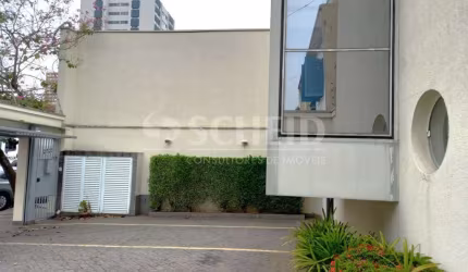 Casa coml, locacao, 9 salas, 8 banheiros, 4 vagas, Chacara Santo Antonio