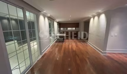 Apartamento em Condomínio de Alto Padrão no Campo Belo