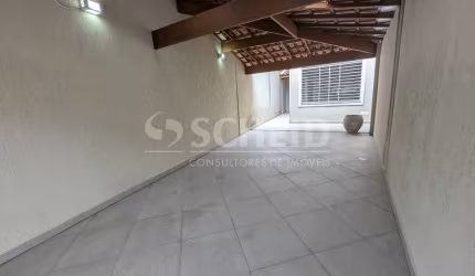 Excelente sobrado, ótima localização, reformado pronto para morar.