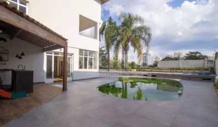 Casa para venda com 4 quartos - 9 vagas - Jardim Prudência