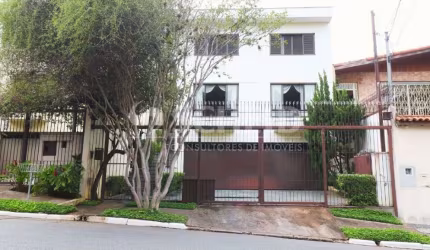 Sobrado para venda com 4 quartos, 425m²