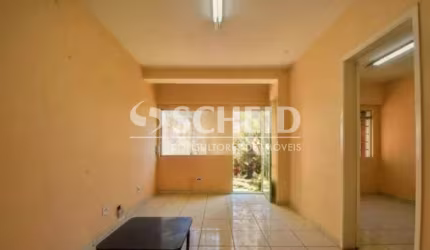 Sobrado Brooklin,  180m²,3 quartos, 2 banheiros ,living dois ambientes, área de serviço, 2 vagas.