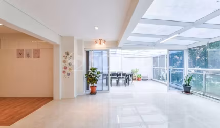 Apartamento á Venda noa Brooklin com 126m², 1 quarto sendo 1 suíte, 2 vagas.
